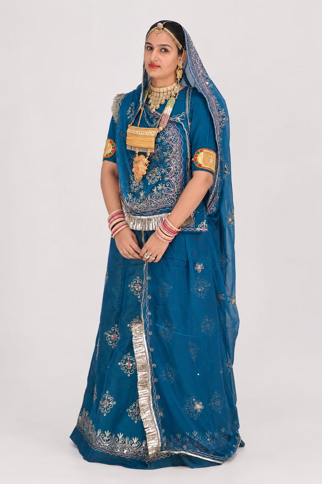 Designer Rajputi Poshak | Tissue Fabric & Humrahi Pure Odhni | Heavy Zari hand Work.